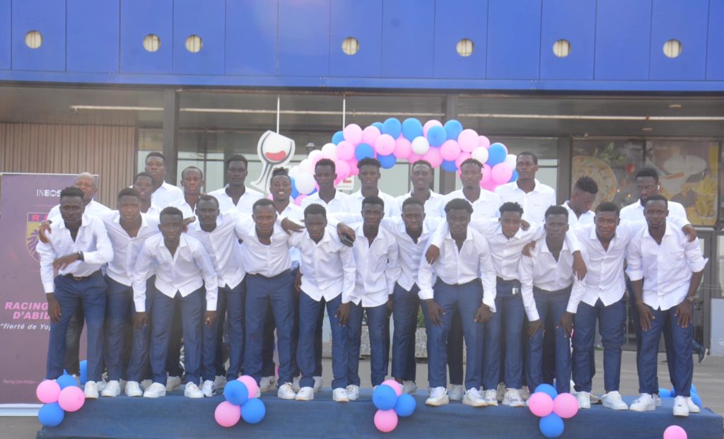 1 jour 1 club : Le Racing Club d'Abidjan vise le titre