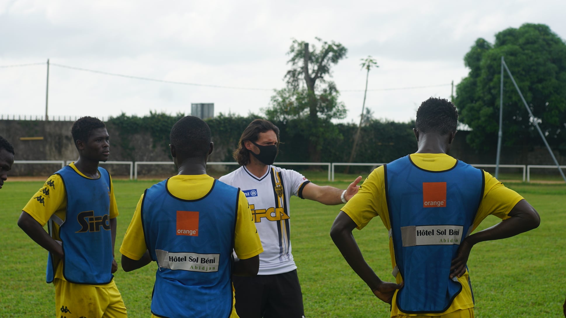 L effectif De L ASEC Mimosas 2020 2021 Est Connu L effectif De L ASEC Mimosas 2020 2021 Est Connu